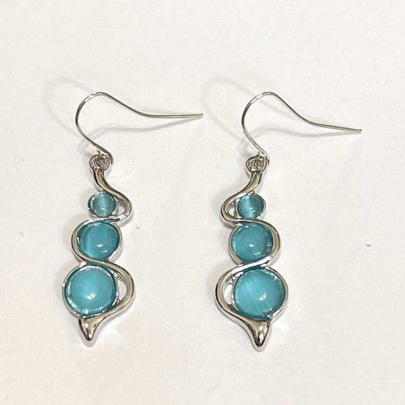 🆕 Bohemian Creative Curve Line drop Dangle Wavy Earrings - Picture 9 of 9